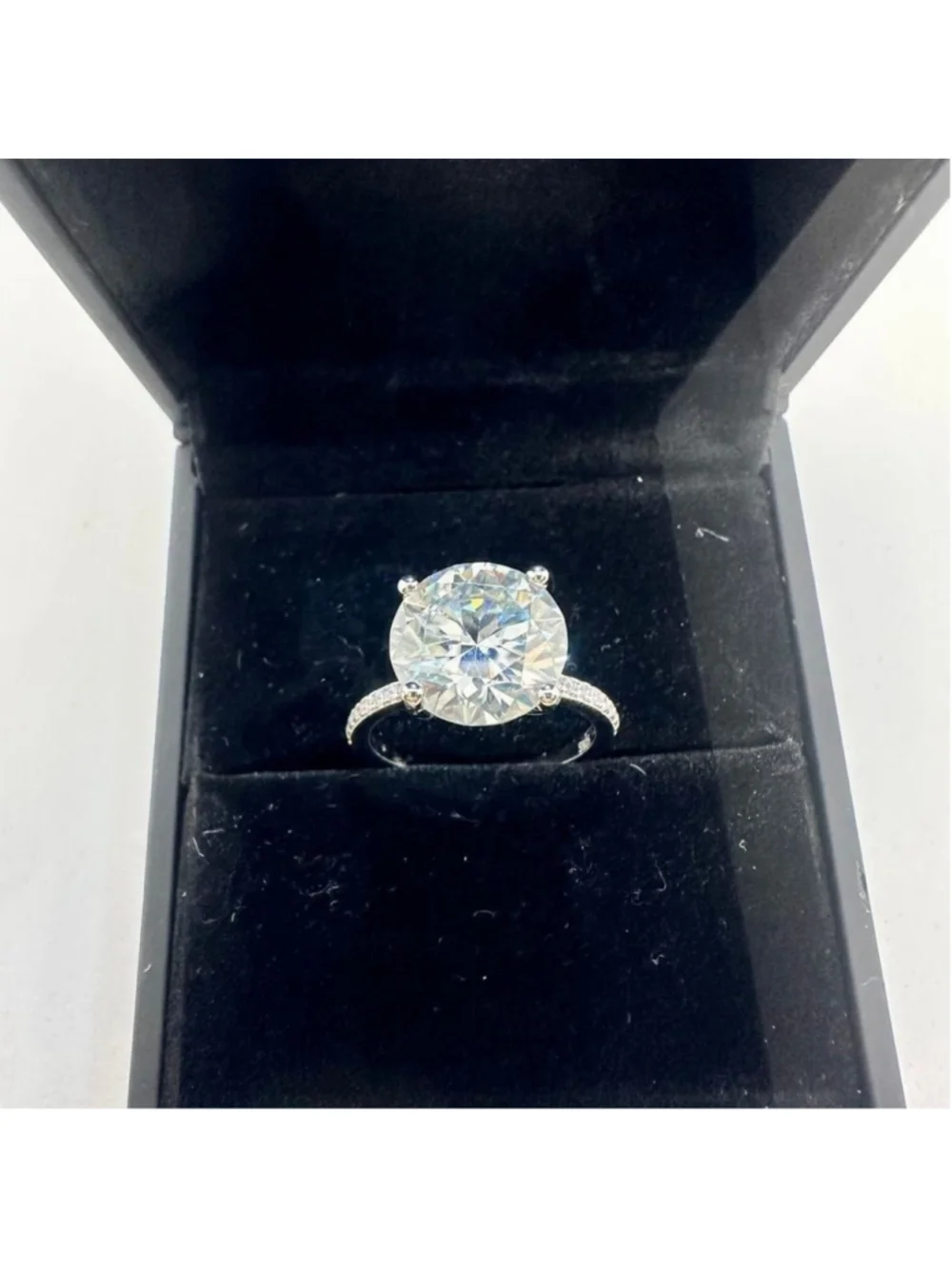Moissanite Diamond Ring 5 Ct Engagement Wedding Round Cut Solitaire GRA